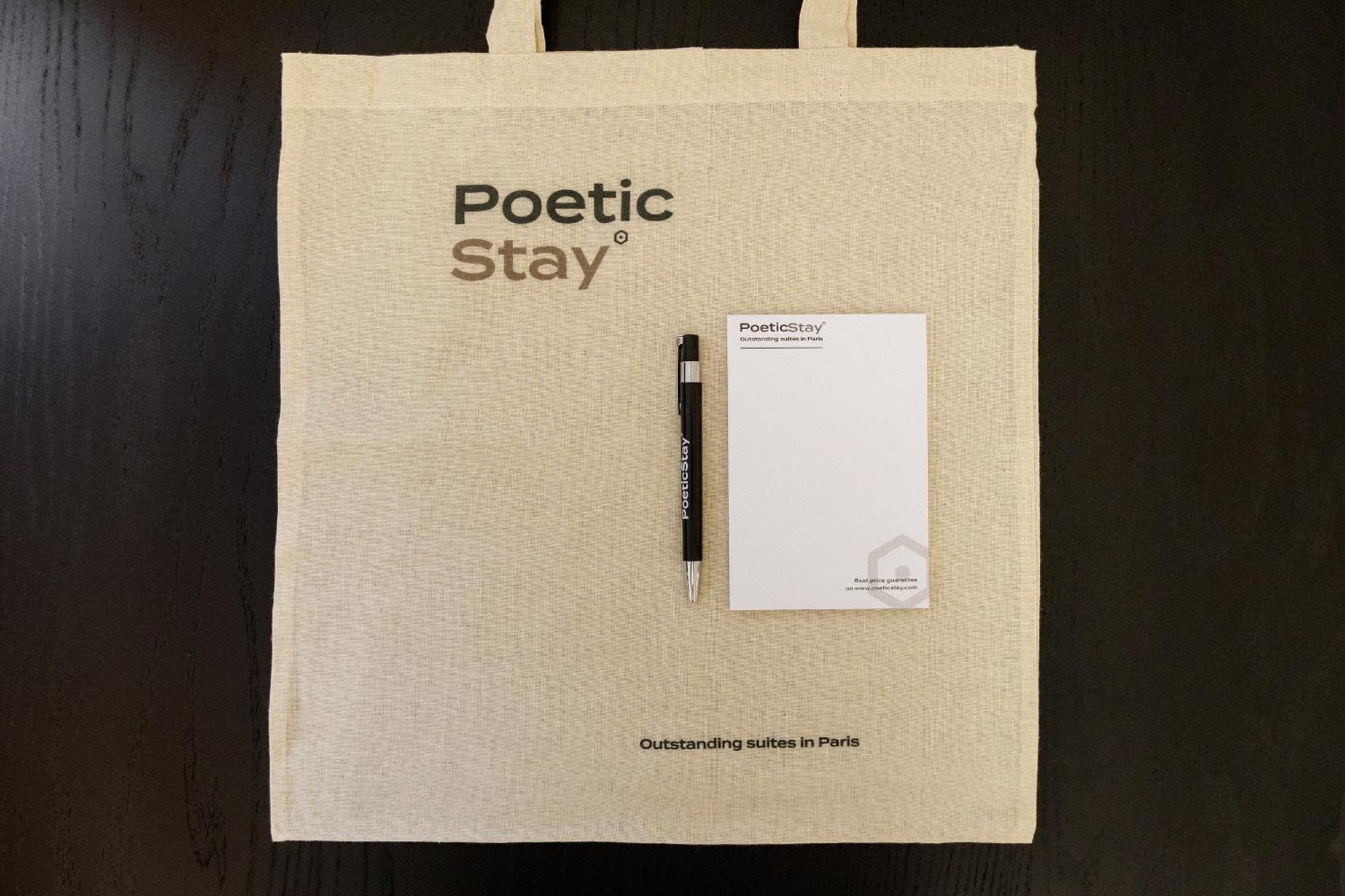 Poetic Stay - Louvre Paris Luaran gambar